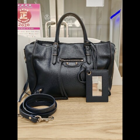 Balenciaga 2 ways tote