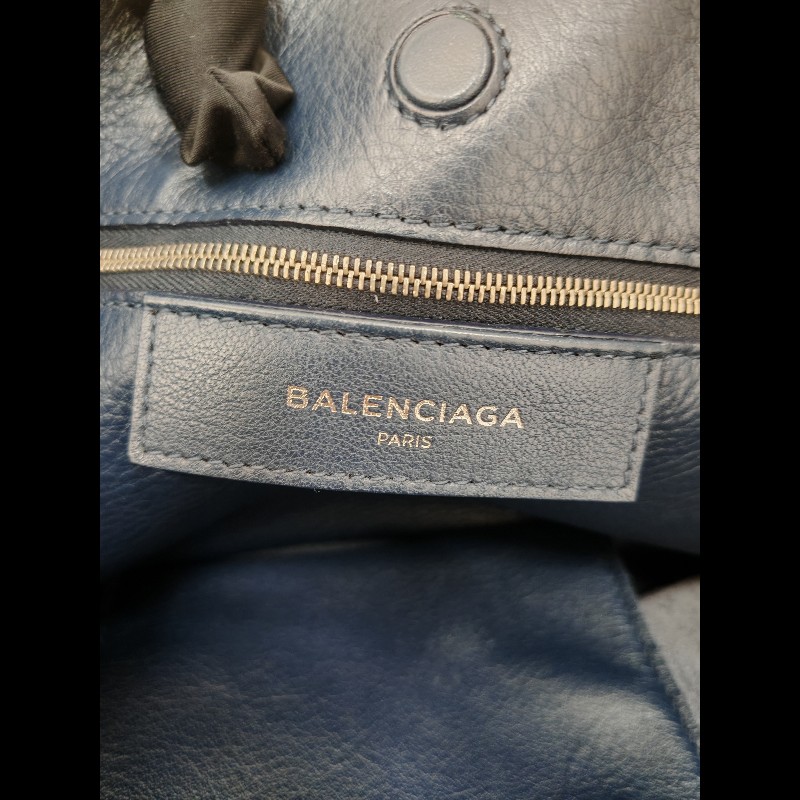 Balenciaga 2 ways tote-13