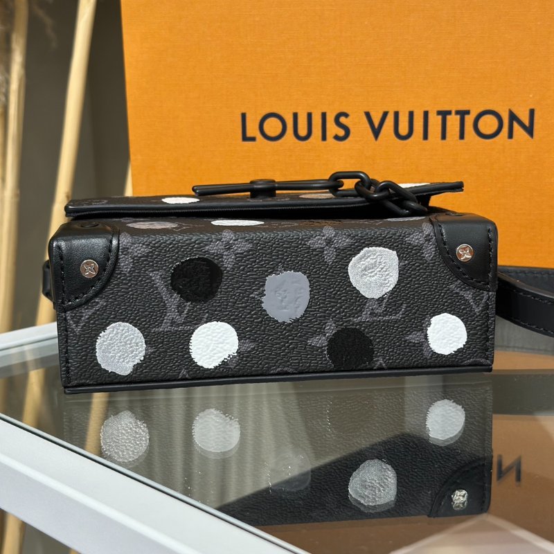 LOUIS VUITTON X 草間彌生聯名款Steamer斜背包-5