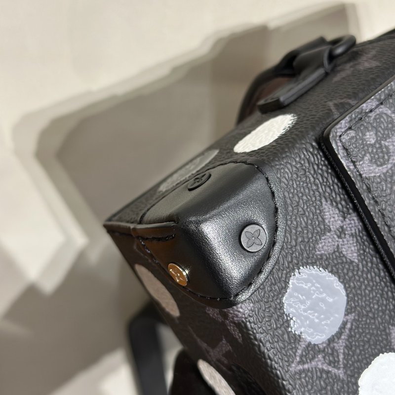 LOUIS VUITTON X 草間彌生聯名款Steamer斜背包-9