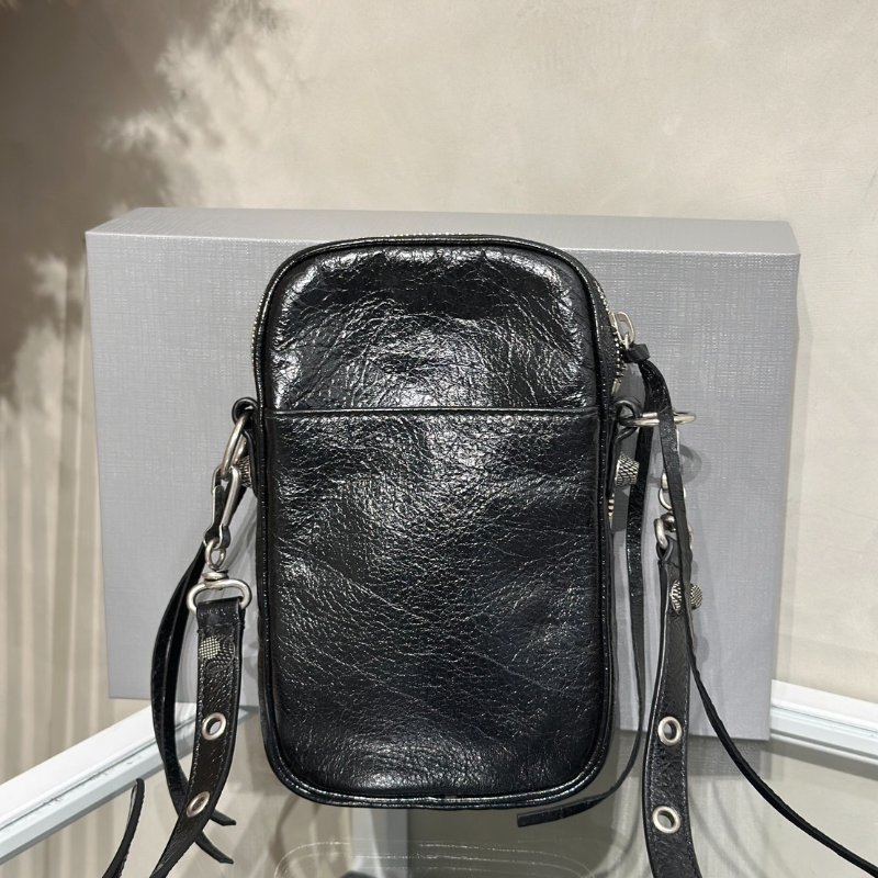Balenciaga Le cagole斜背小包-2
