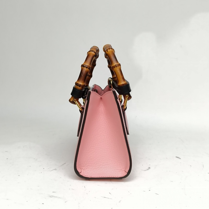 GUCCI 粉色牛皮金扣橫版戴安娜手提竹節包-1