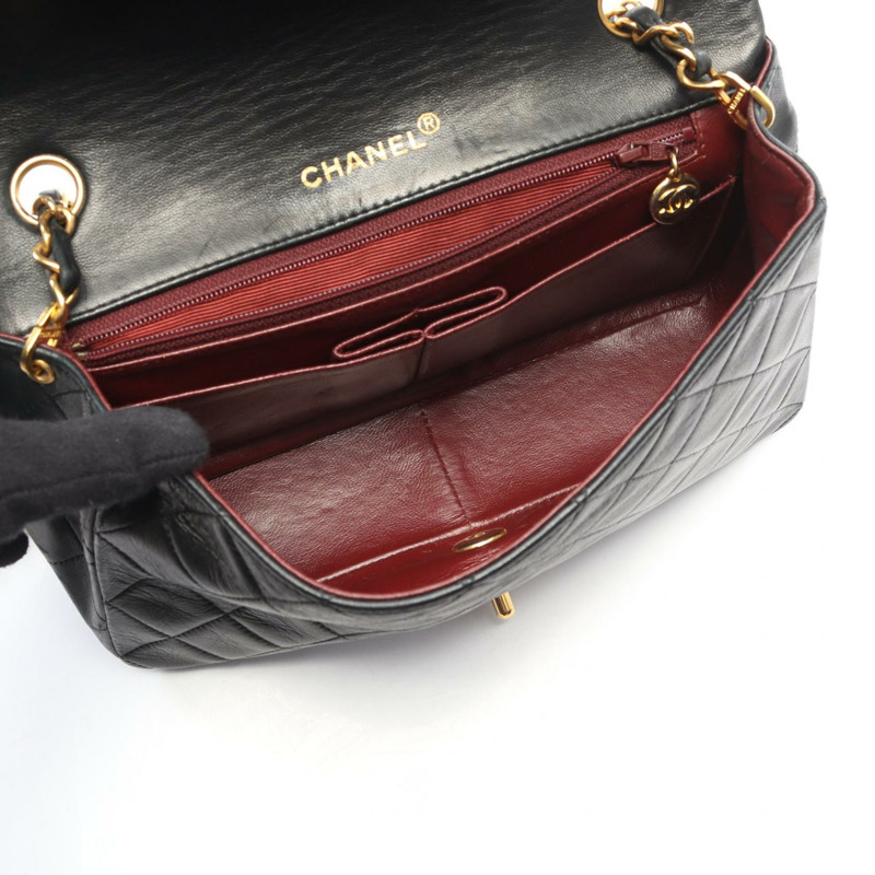 香奈兒全蓋絎縫鏈條斜背單肩包,羊皮材質,黑色,二手,金色五金-2