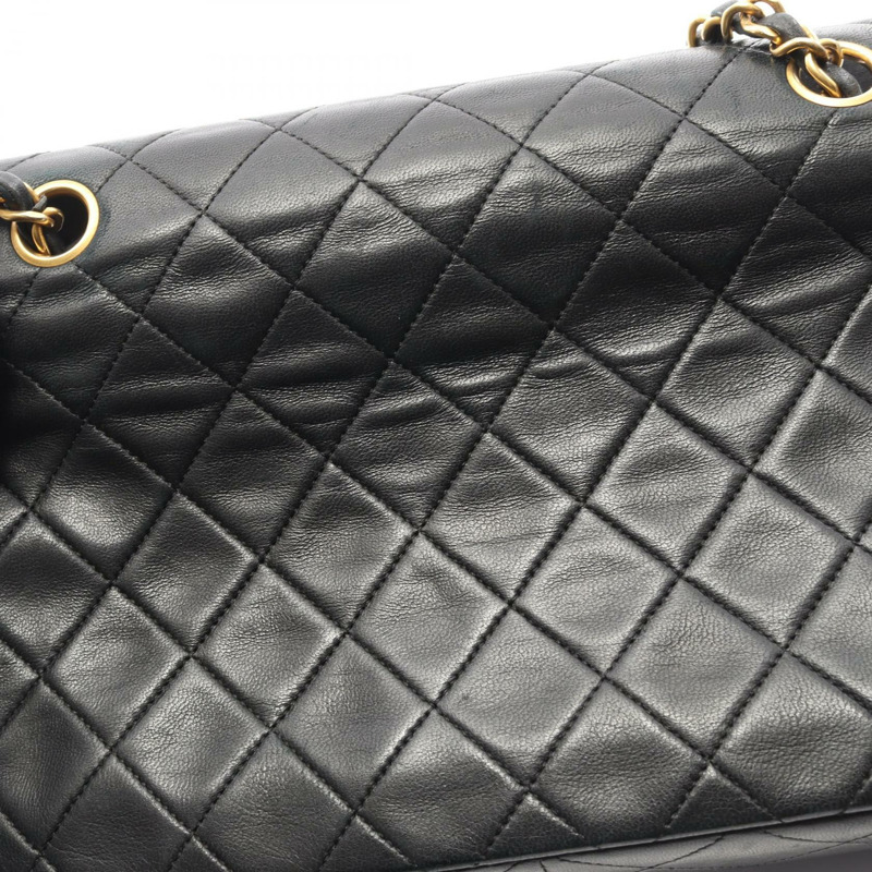 香奈兒全蓋絎縫鏈條斜背單肩包,羊皮材質,黑色,二手,金色五金-9