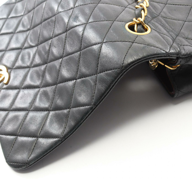 香奈兒全蓋絎縫鏈條斜背單肩包,羊皮材質,黑色,二手,金色五金-11