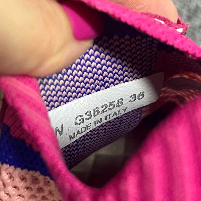 chanel香奈兒 最新款藍粉牛皮 Size:36 幾乎全新-3