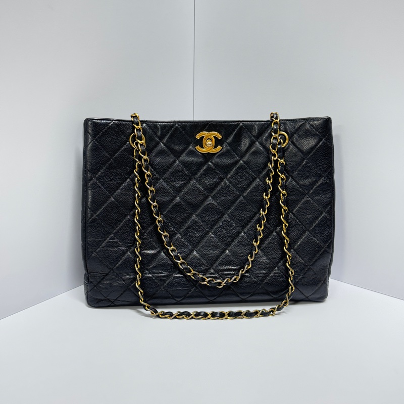 【經典超耐用🐮】 Chanel 黑金 魚子醬牛皮 肩背托特包 （專櫃27.3萬！）-0