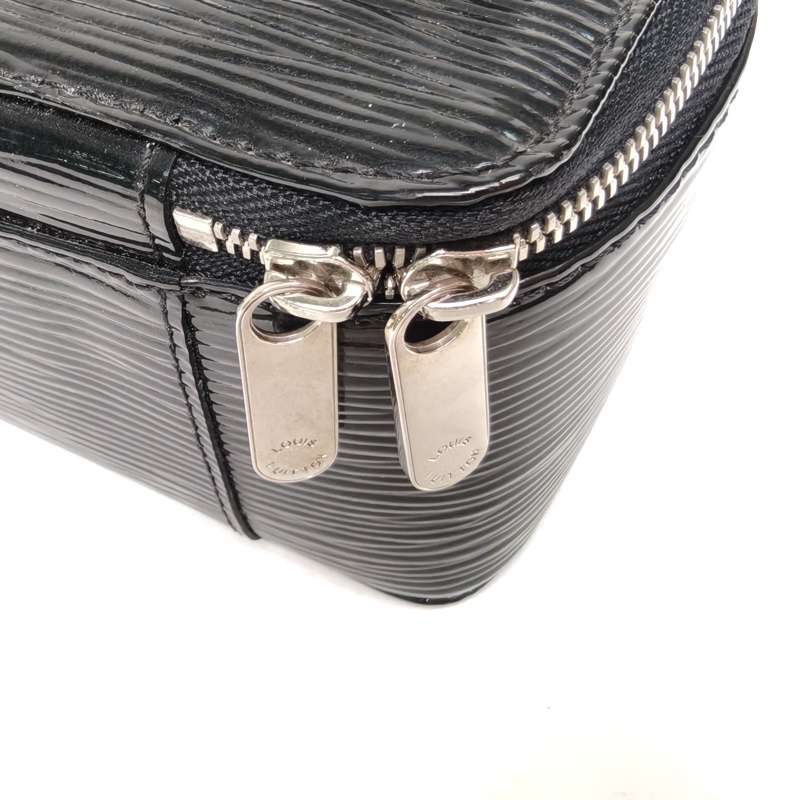 LOUIS VUITTON 黑色EPI水波紋牛皮2015化妝盒-4