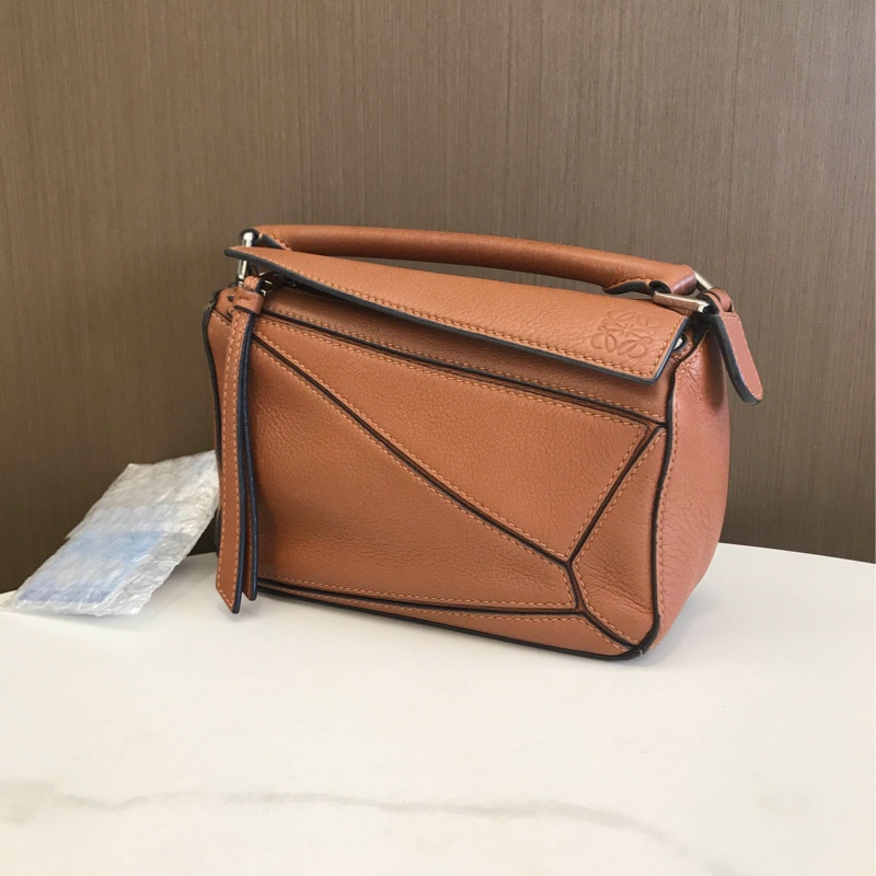 Loewe 羅意威 mini puzzle 幾何包 最美焦糖色-2