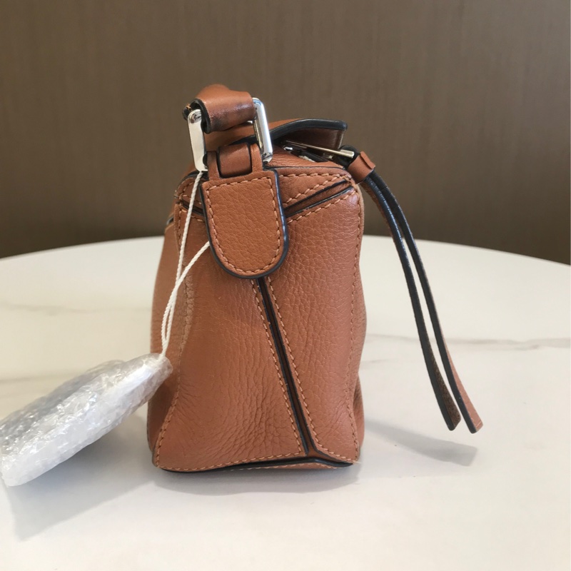 Loewe 羅意威 mini puzzle 幾何包 最美焦糖色-4