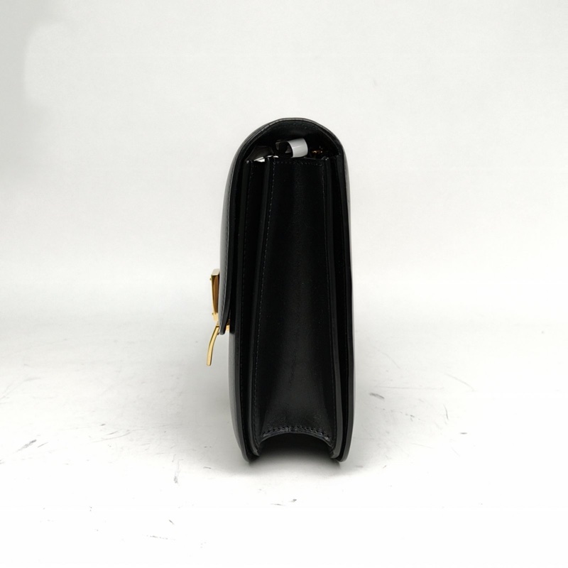 CELINE ClassicBox中號黑色牛皮金扣-1