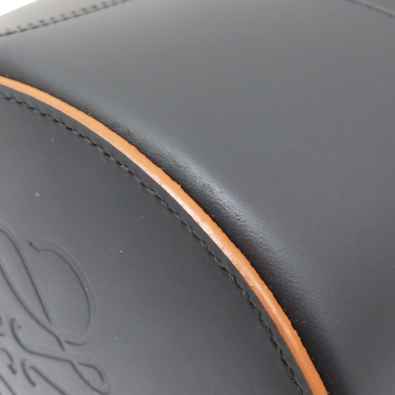 黑色 牛皮 Balloon 水桶包 肩背包【LOEWE 羅威】 326.75AC31-10