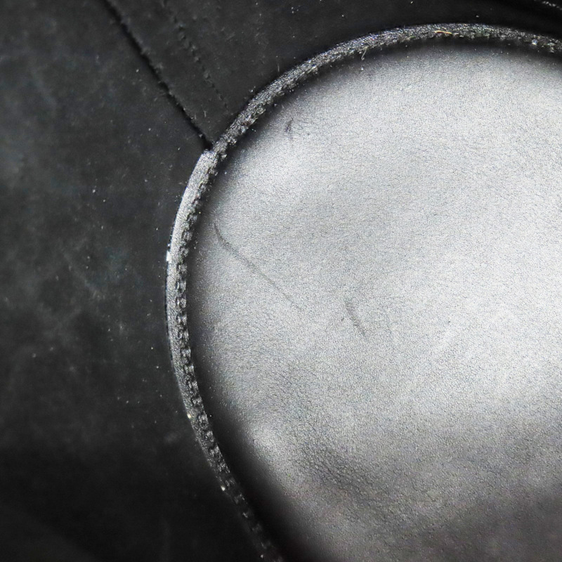 黑色 牛皮 Balloon 水桶包 肩背包【LOEWE 羅威】 326.75AC31-11