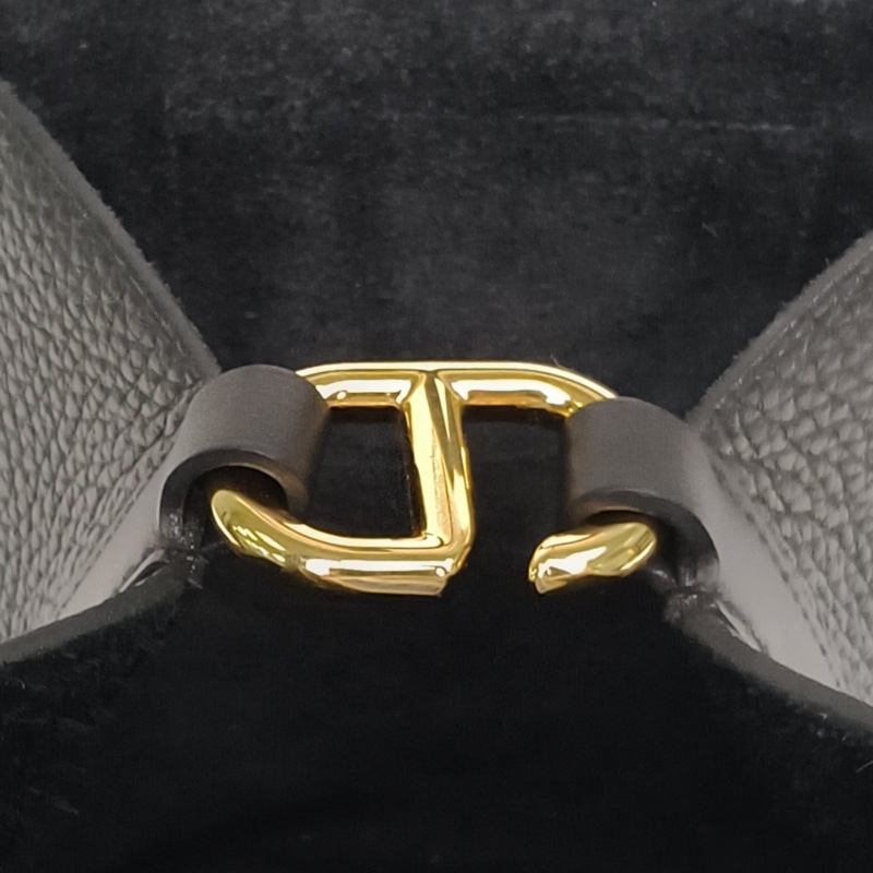 HERMES InTheLoop18豬鼻子菜籃子黑色TC皮W刻金扣-4