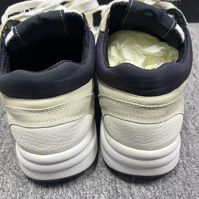 chane香奈兒最新款米白黑黑白熊貓網面皮革低幫跑步鞋 Size:35 成色很新 附件:帶盒-2