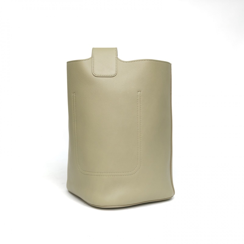 LOEWE 綠色牛皮金扣Pebble水桶bucket-2