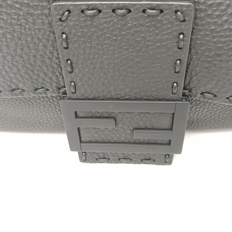FENDI 黑色牛皮黑扣Baguette法棍包超大號-4