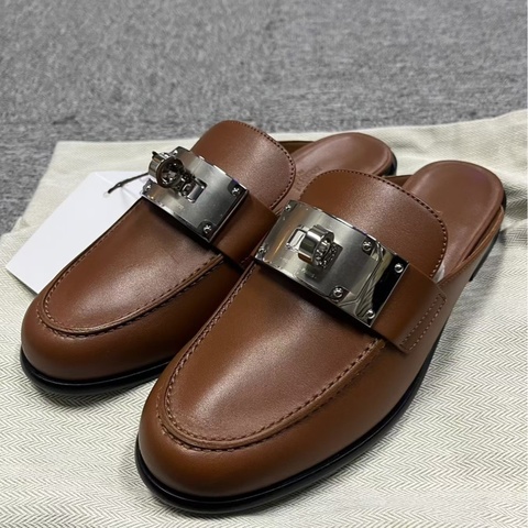 閒置未使用 Hermès愛馬仕 棕色皮革簡約舒適包頭拖鞋 Size:36 碼