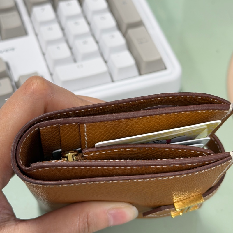 hermes 金棕色H鎖短夾-10