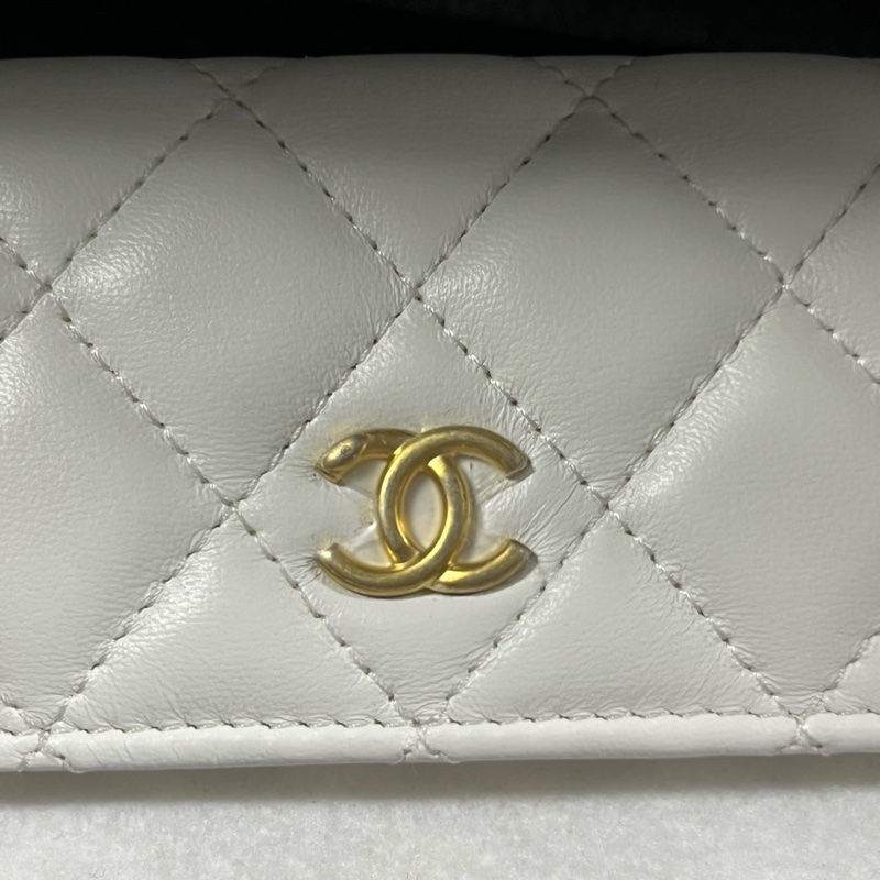 閒置未使用chanel香奈兒經典款白色金扣菱格皮穿鏈鏈條羊皮單肩斜挎包 尺寸:長12.5 高9.5 30開 附件帶塵袋 帶卡-3