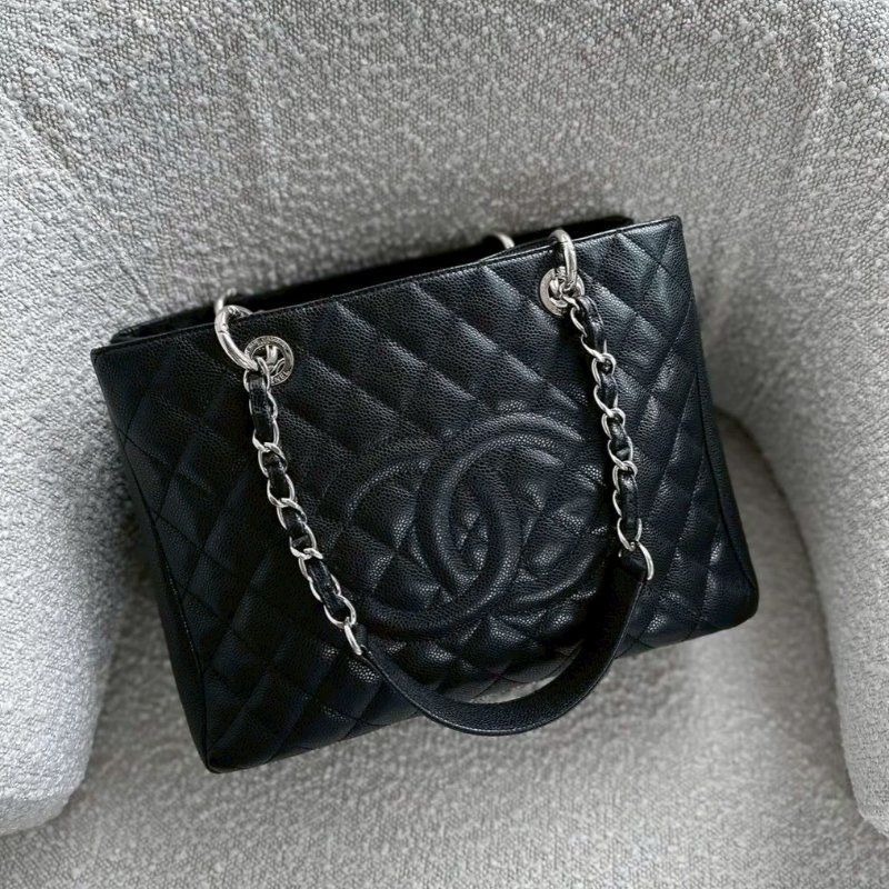 Chanel黑色荔枝牛皮銀釦托特包(稀有商品~~)-2