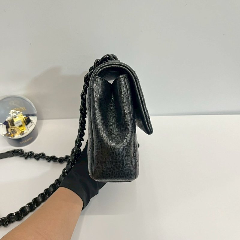 Chanel So Black 口蓋包-3