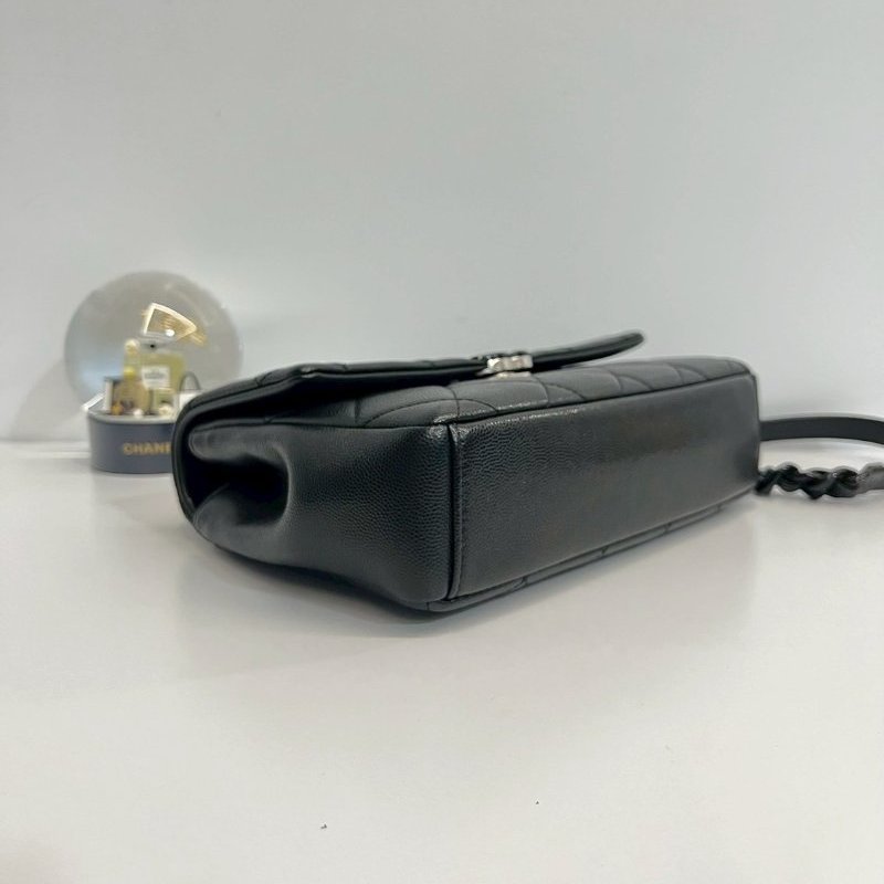Chanel So Black 口蓋包-4