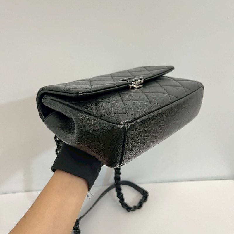 Chanel So Black 口蓋包-9