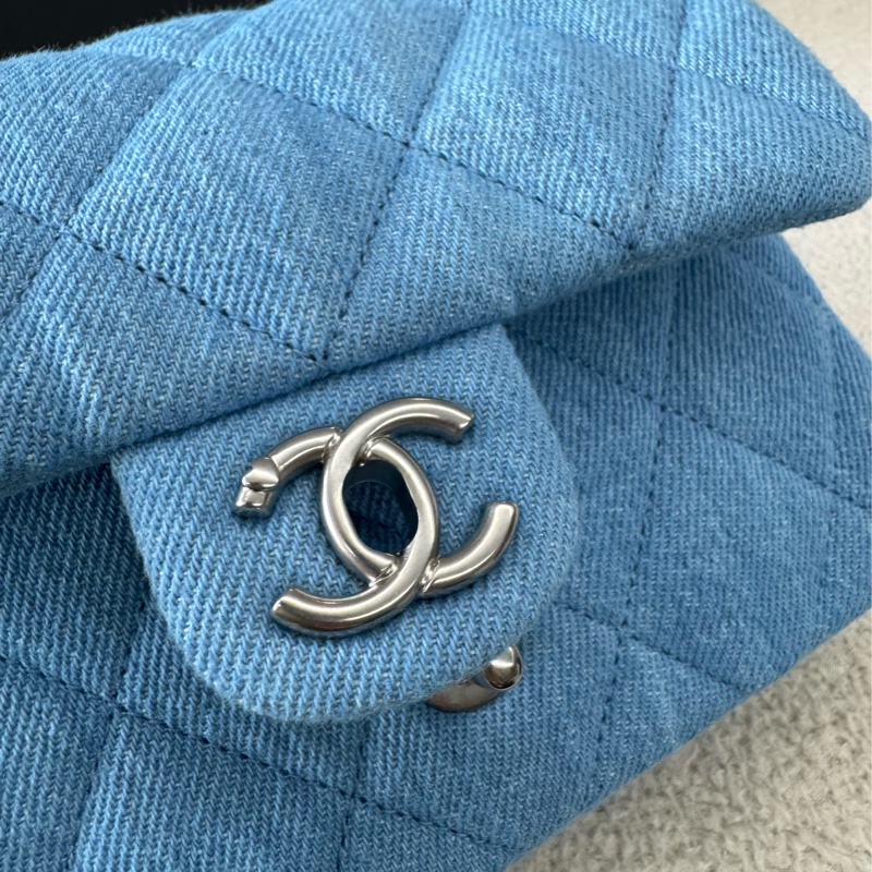 Chanel 愛心銀鏈牛仔方胖-2