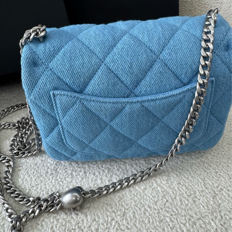 Chanel 愛心銀鏈牛仔方胖-10