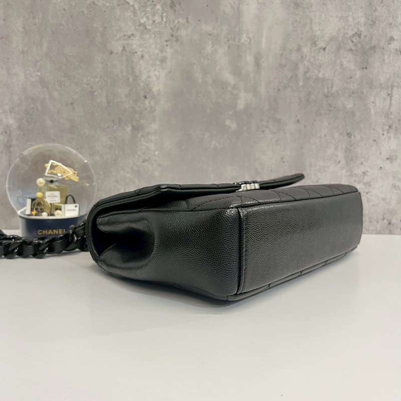 Chanel So Black 口蓋包-4