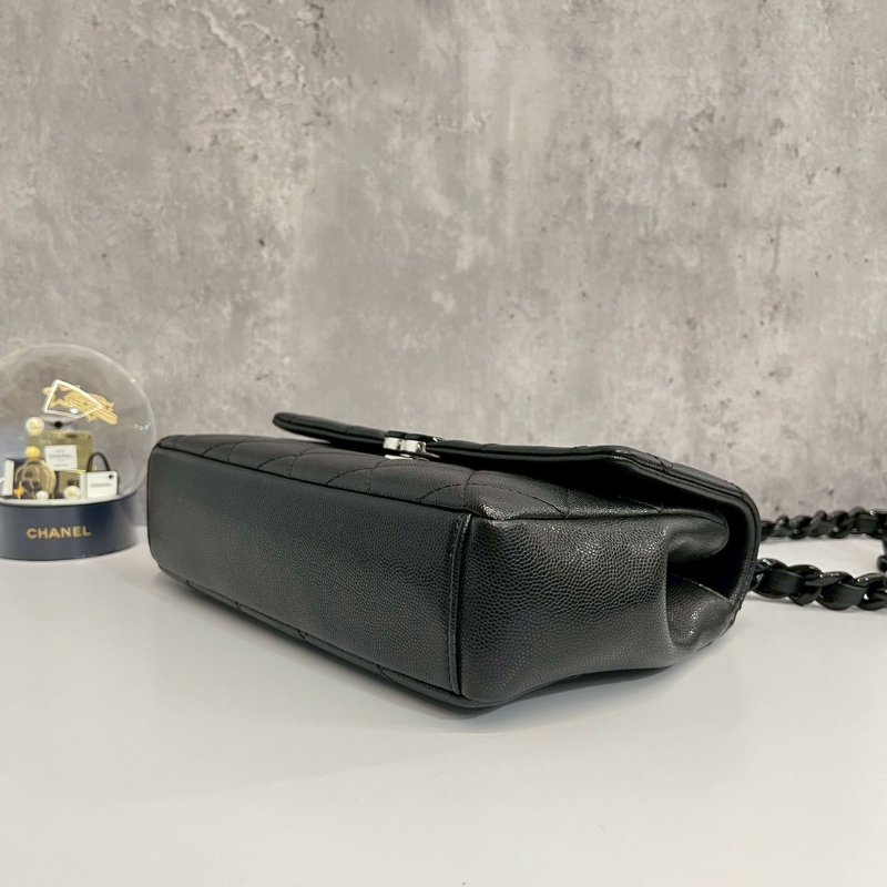 Chanel So Black 口蓋包-6