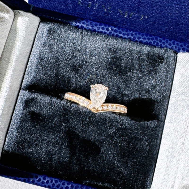 Chaumet尚美 加冕·愛系列 白鷺冠冕 V 字型玫瑰金水滴鑽戒，50號-1