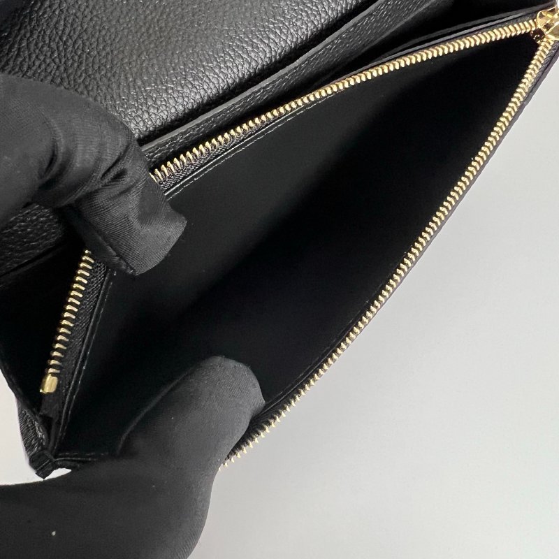 全新品 LV M83138/晶片款 黑拚米信封長夾-6