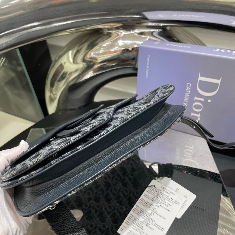 Dior迪奥 马鞍胸包斜挎包-2