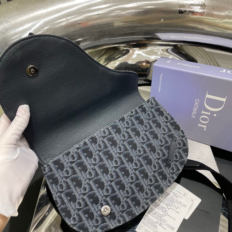 Dior迪奥 马鞍胸包斜挎包-4