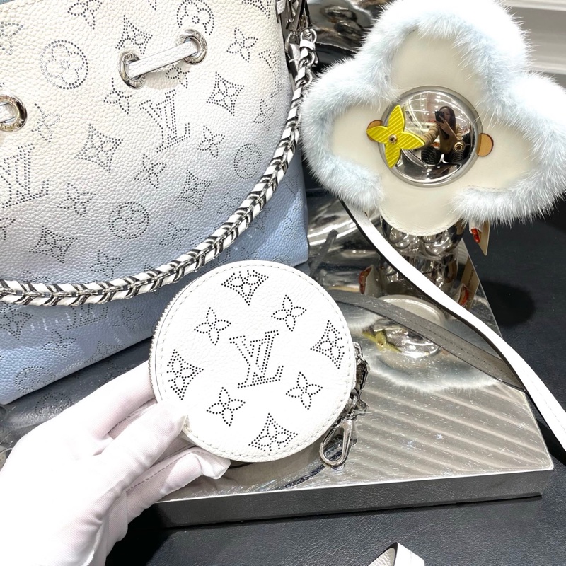 LV Bella镂空月光女神-1