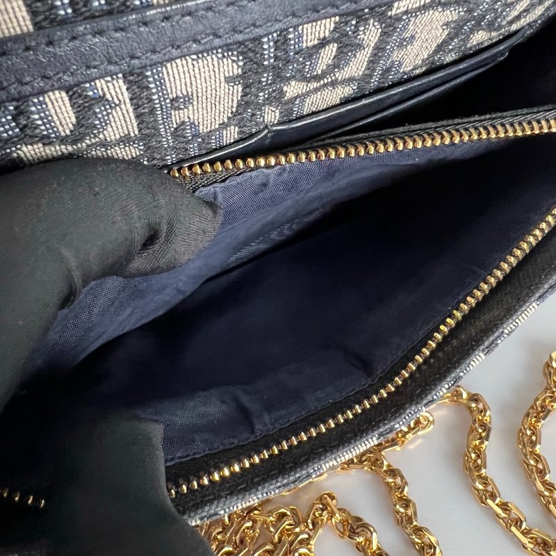 DIOR  蒙田二合一掀蓋包-6