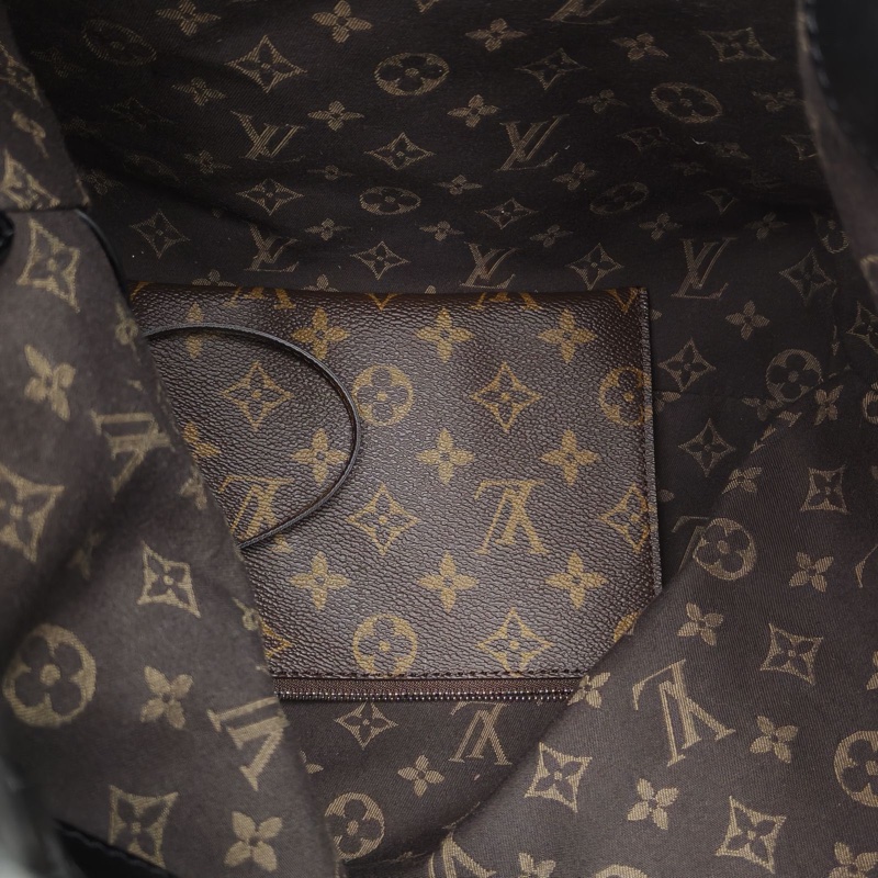 LOUIS VUITTON Atlantis菜籃子中號黑色羊皮晶片-5
