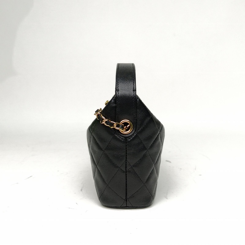 CHANEL 26C浮雕logo飯盒包黑色荔枝牛皮鐳射標金扣-1