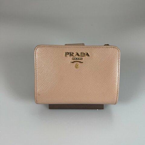 PRADA 奶茶防刮L拉零錢中夾