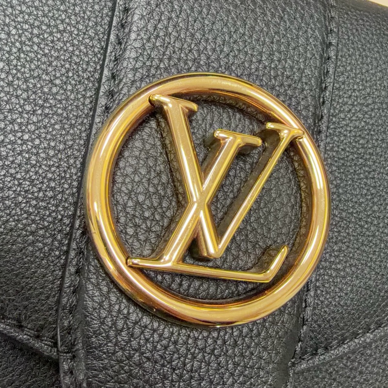 LV 黑牛皮金釦 Pont 9 Soft 背帶斜背包-4
