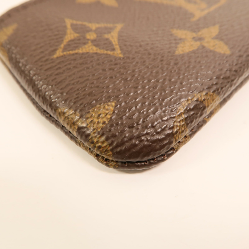 LOUIS VUITTON Monogram Key Pouch金扣鎖匙包-12