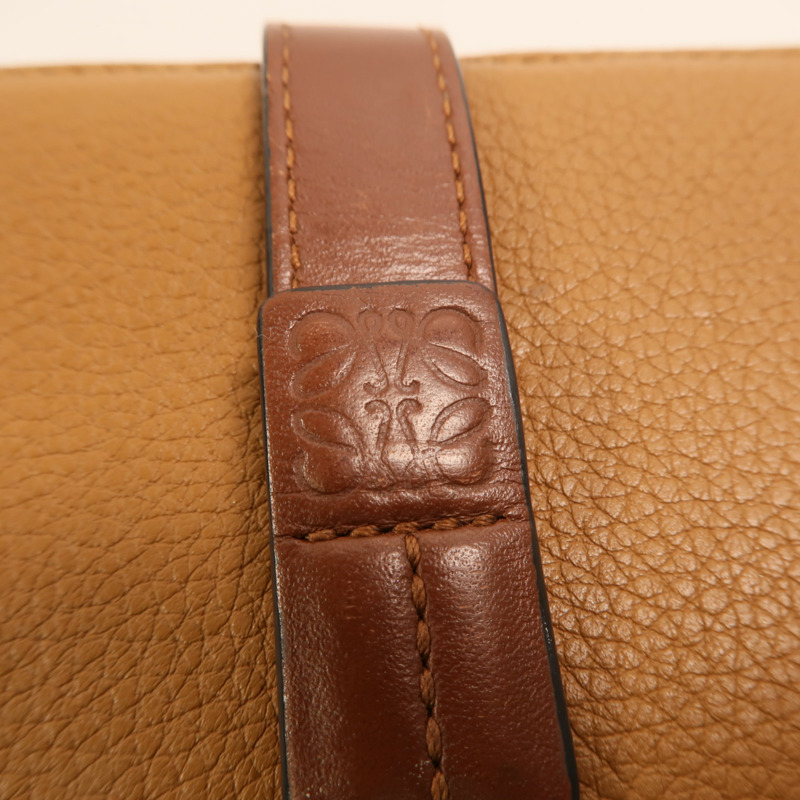 LOEWE 牛皮皮革Large Vertical Wallet銀扣長錢包-9