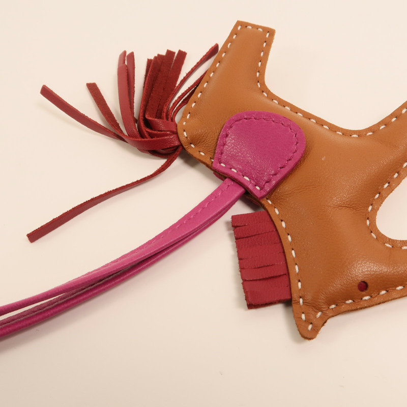 HERMES Milo皮革Rodeo PM掛飾Gold/Rubis/Rose Pourpre-5