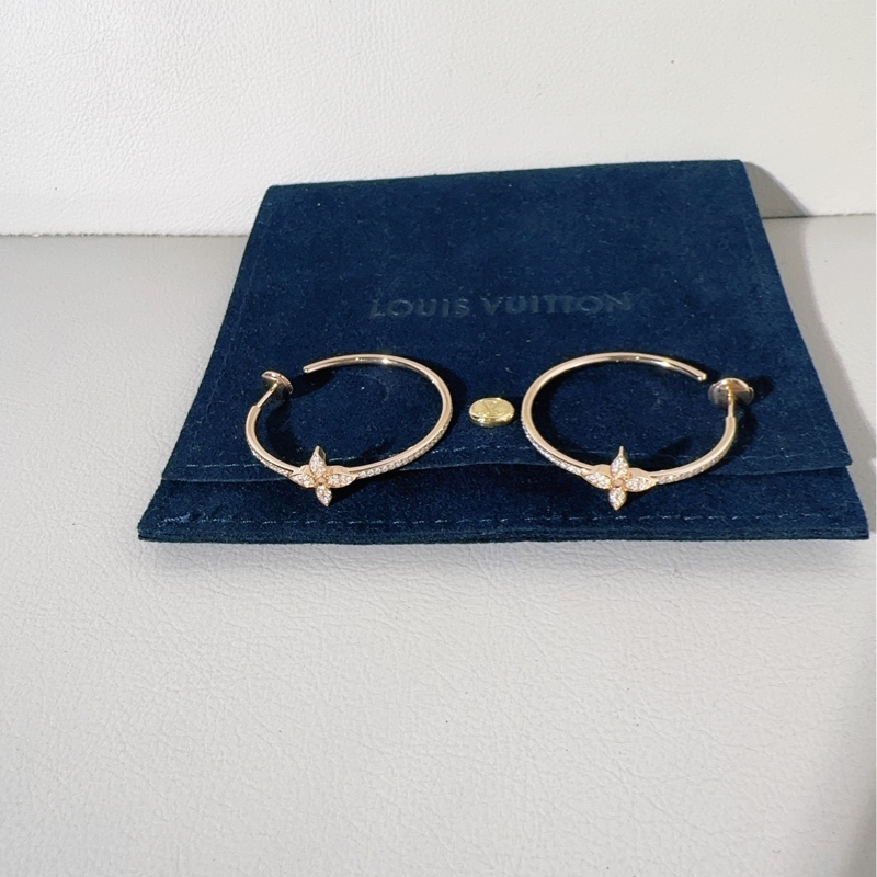 LV路易威登 Idylle blossom系列 18K玫瑰金滿鑽四葉草耳環-1