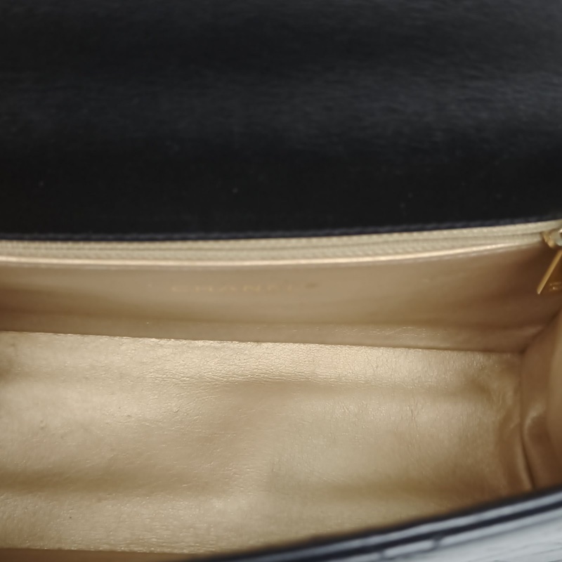 CHANEL 20S手柄口蓋包黑色羊皮30開金扣金屬皮穿手柄-5