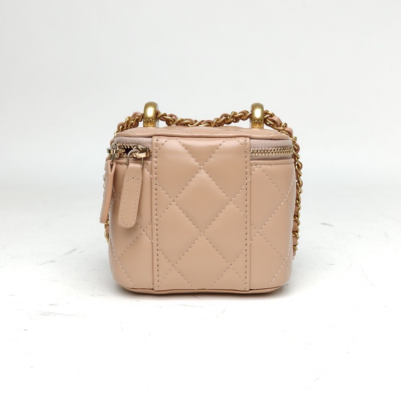 CHANEL 21A方盒子化妝包無鏡子粉色牛皮31開金扣皮穿鏈-2