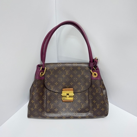 【經典永存🎀】 LV Olympe 經典老花 肩背包 （專櫃價13.6萬）