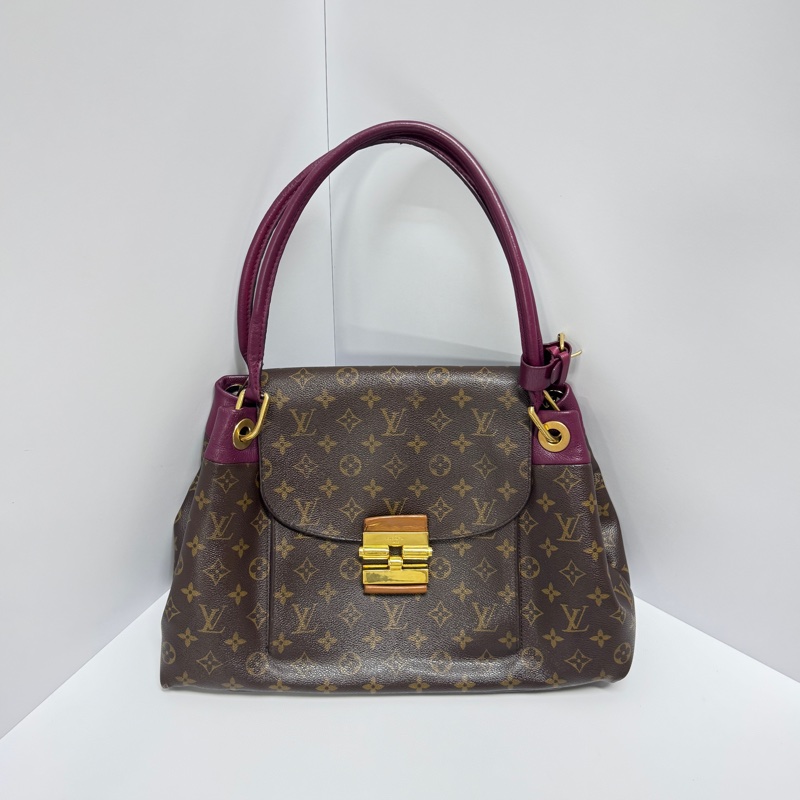 【經典永存🎀】 LV Olympe 經典老花 肩背包 （專櫃價13.6萬）-0